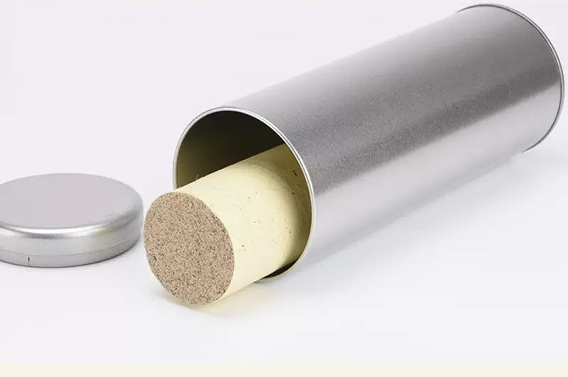 Ensemble de trois pièces : fourchette à moxibustion, grattoir et boite extincteur