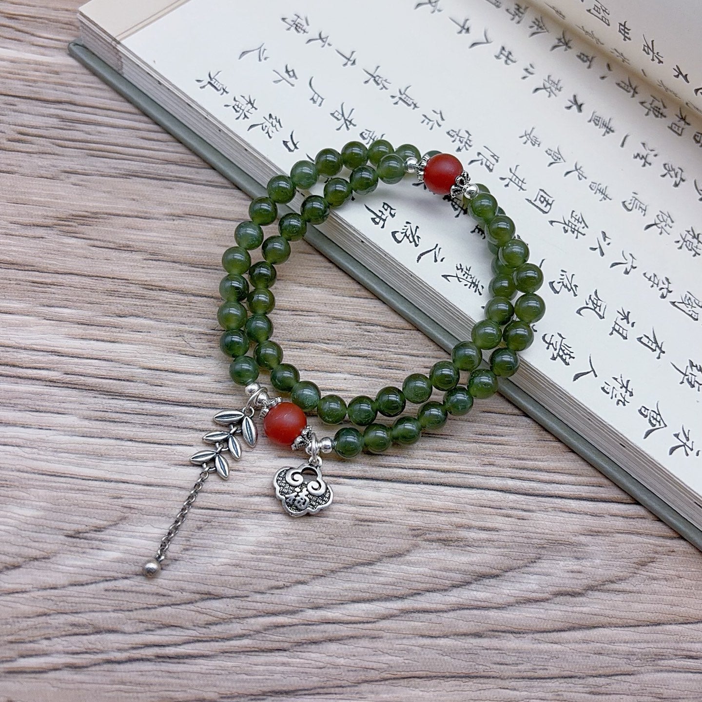 Éclat de Jade Impérial — Bracelet Double Tour 36 cm