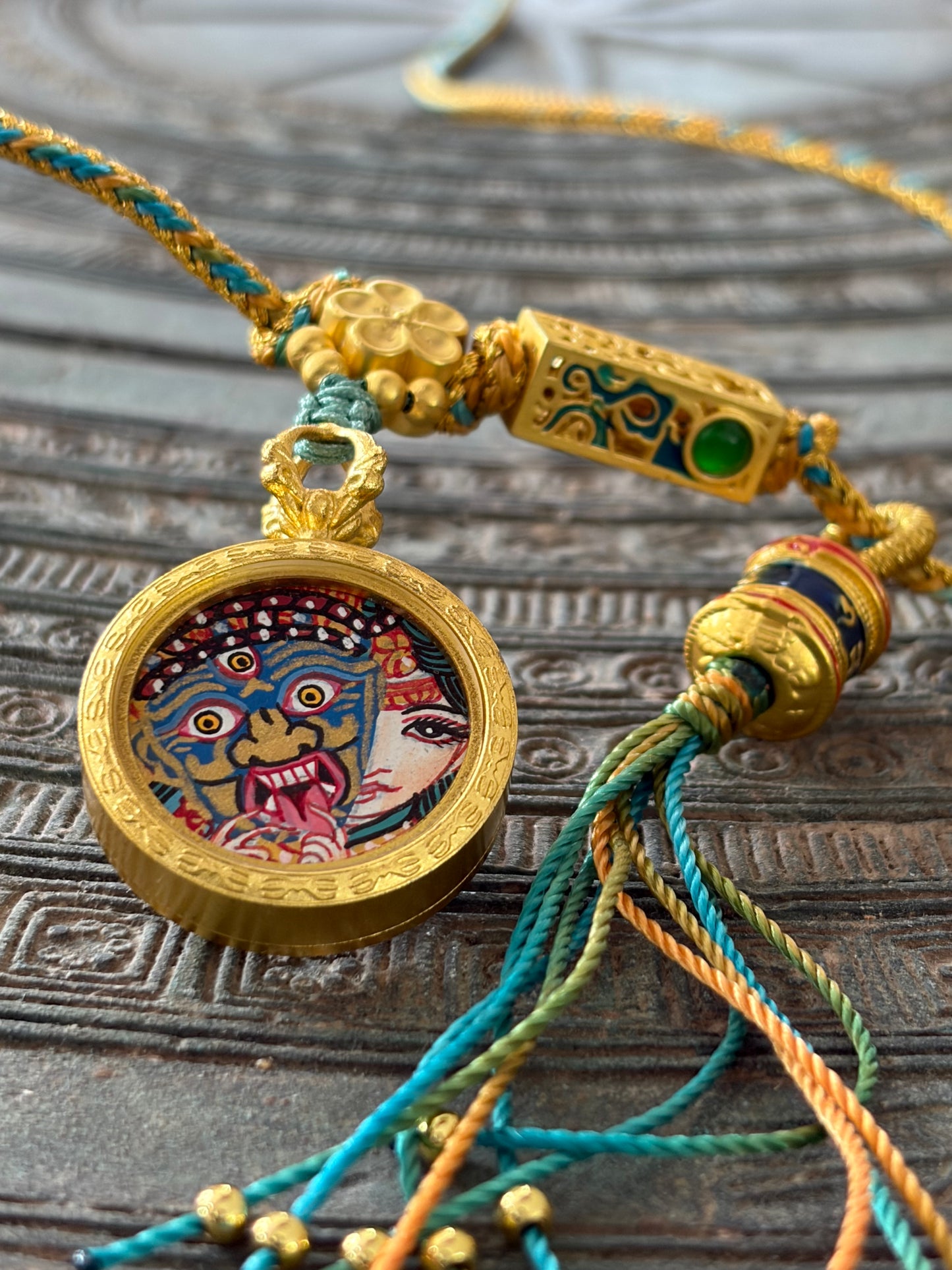 Zaki Lhamo Thangka Pendant (扎基拉姆)